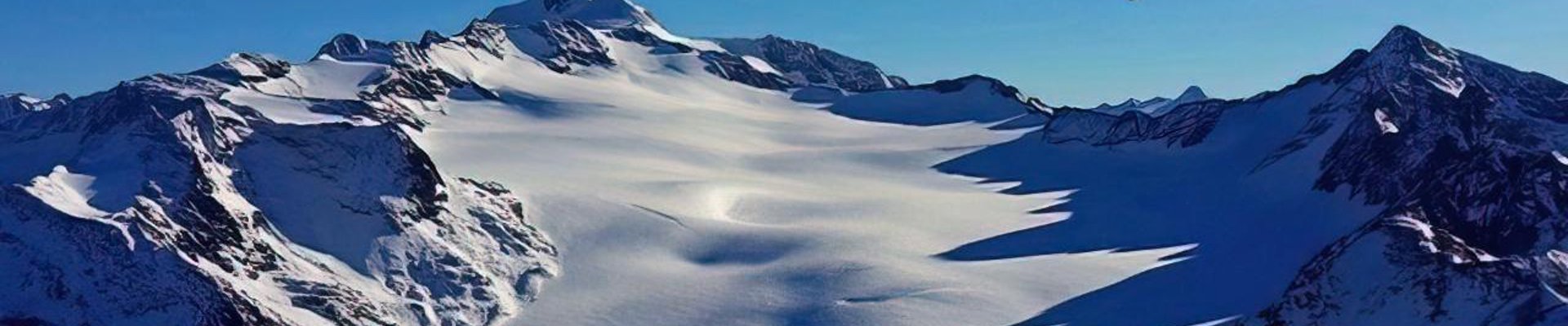 ued体育联系我们